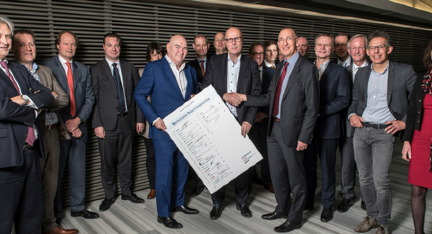 Ondertekening uniforme poortinstructie voor de bouw